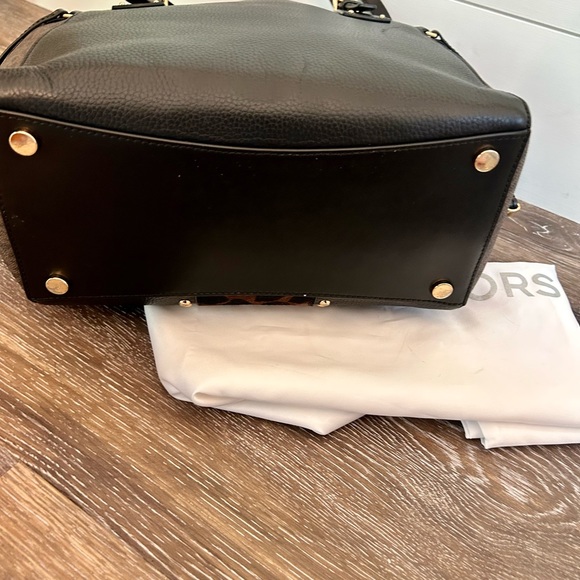 Michael Kors Bag - Picture 2 of 6